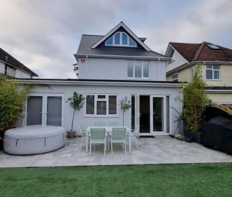 Northbourne House Villa Фърндаун Екстериор снимка
