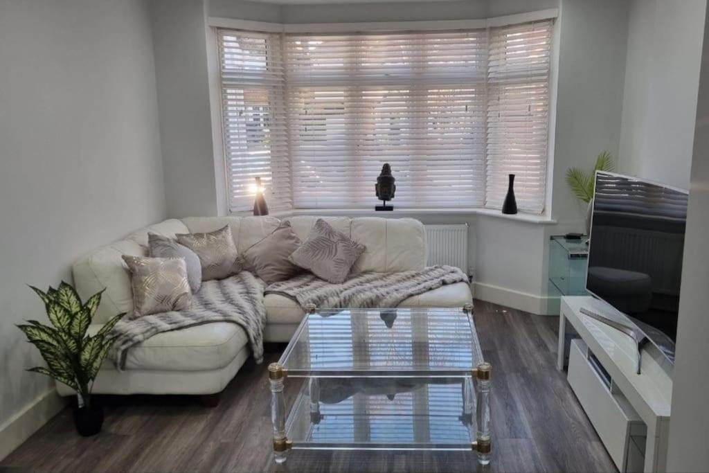 Northbourne House Villa Фърндаун Екстериор снимка