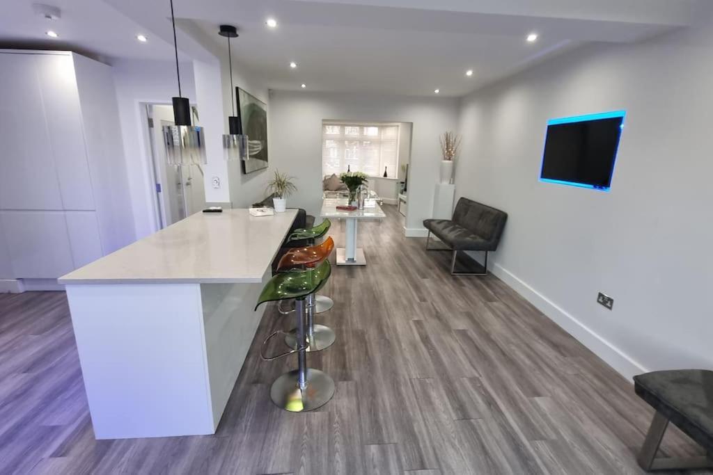 Northbourne House Villa Фърндаун Екстериор снимка